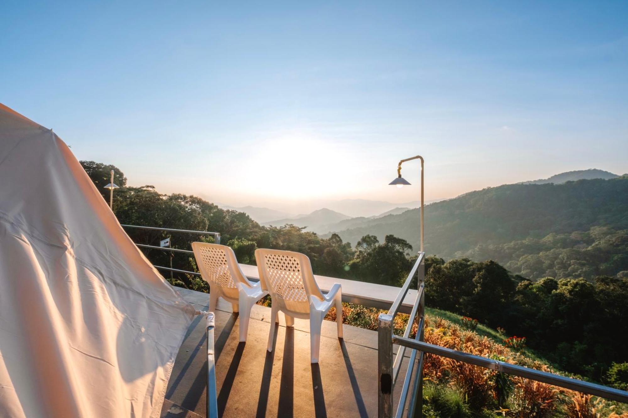 Hotel Happy Camp Phuchifa แฮปปี้แคมป์ ภูชี้ฟ้า Ban Huai Han Exterior foto