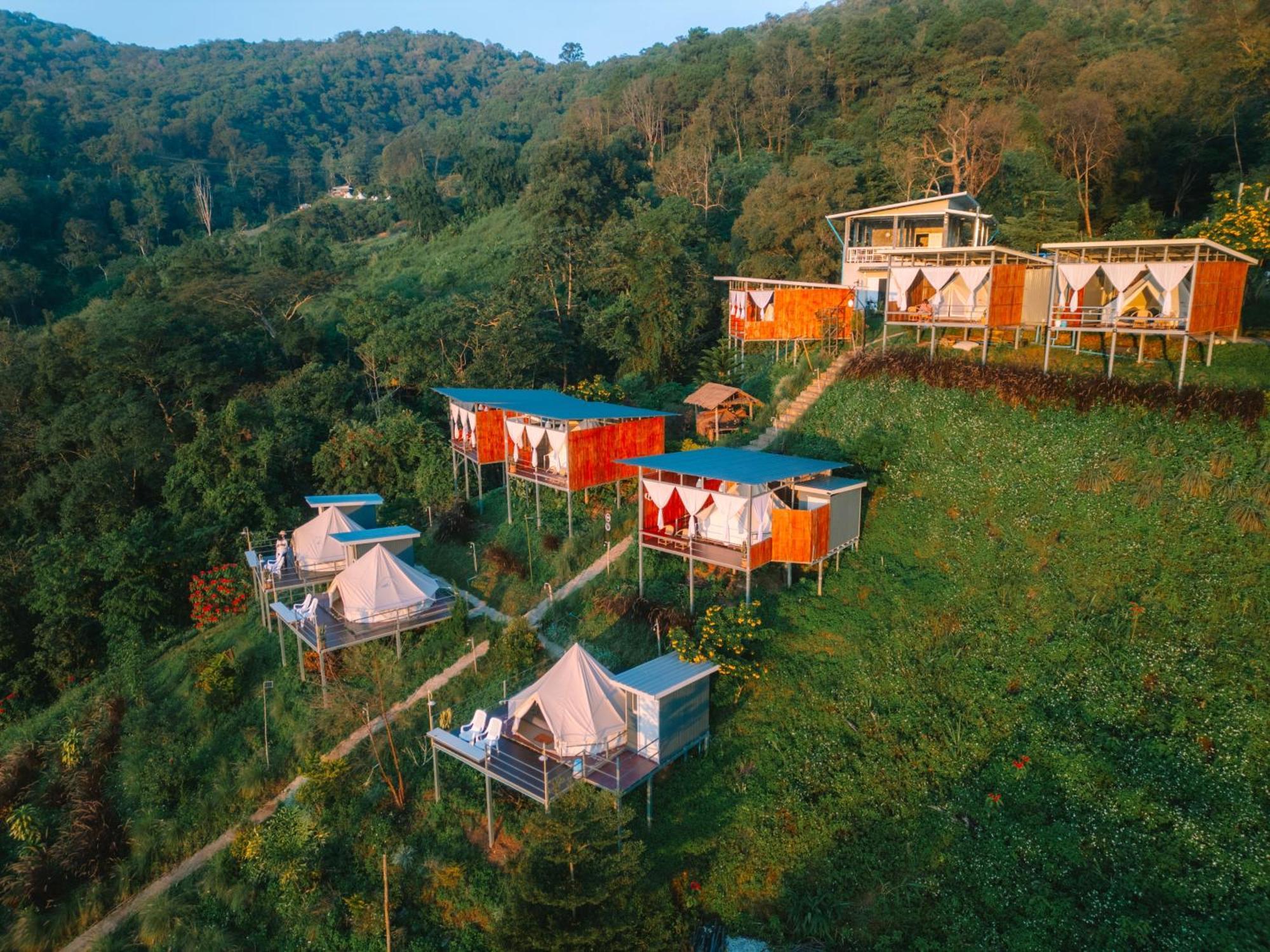 Hotel Happy Camp Phuchifa แฮปปี้แคมป์ ภูชี้ฟ้า Ban Huai Han Exterior foto